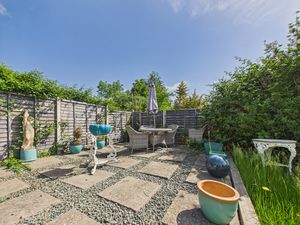 Patio- click for photo gallery